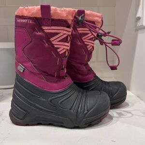 Merrell M-Snow Quest Lite 2.0 WTPF Pink girls size 11.0M. Gently used in good sh